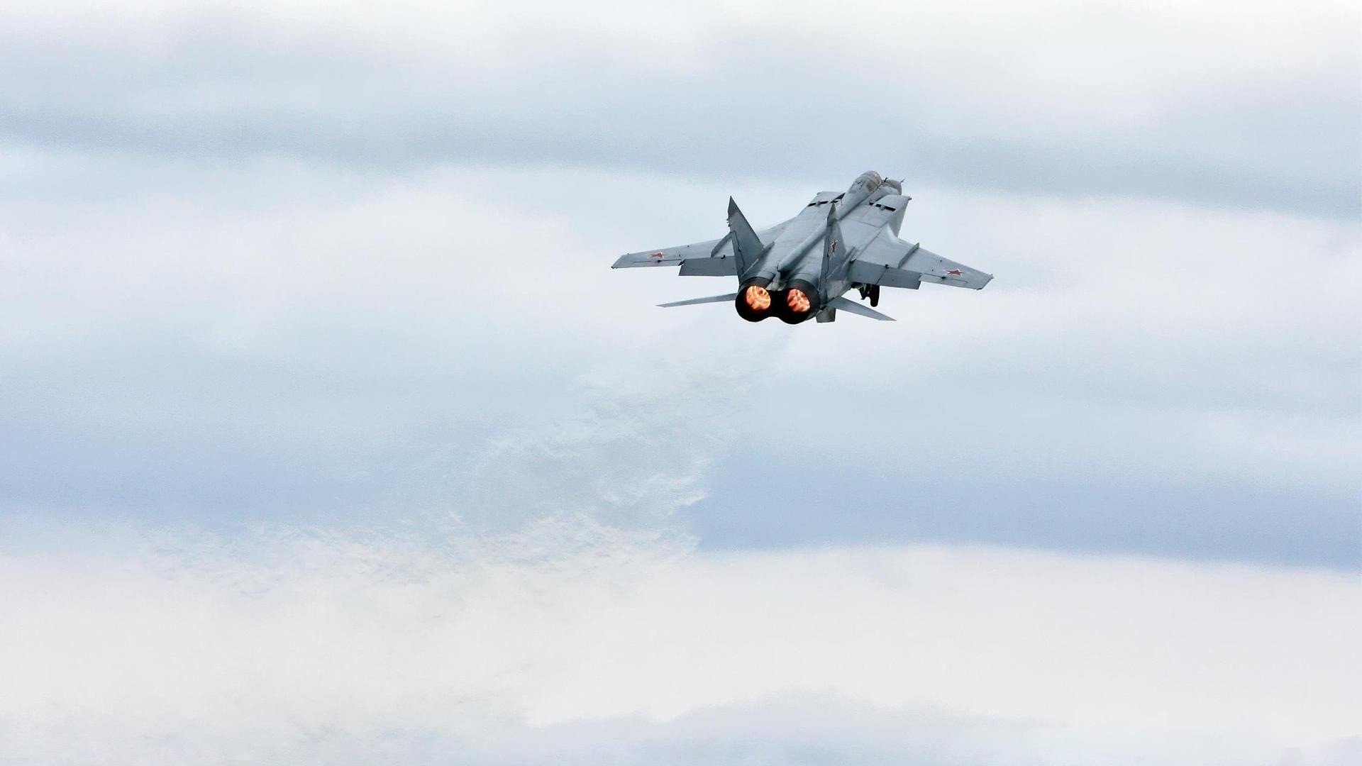 Jiuyou-美洲杯激烈对抗：战术与激情的完美交融，美洲杯讲解