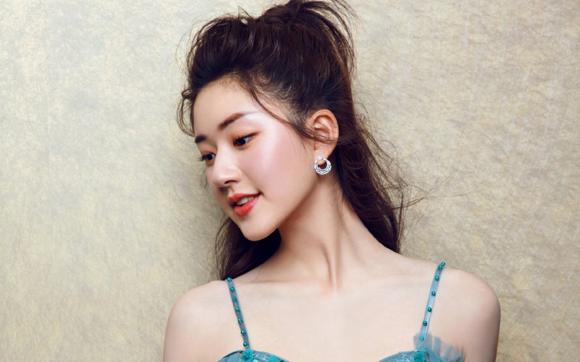 九游网-跳水动作标准希腊成功晋级，希腊跳水运动员